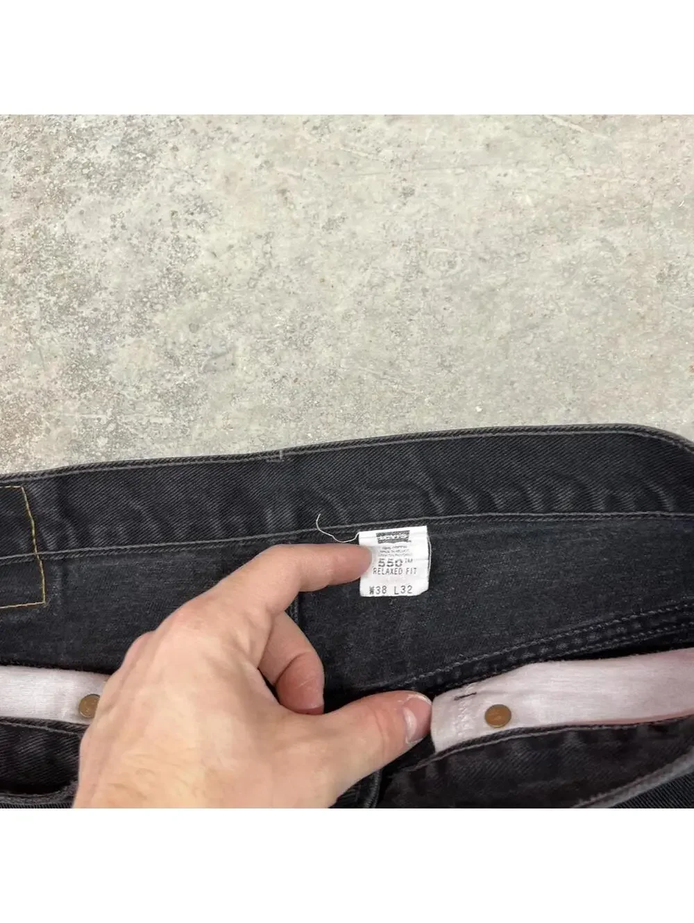 vintage levis 550 faded black relaxed baggy fit jeans size 38 x 30